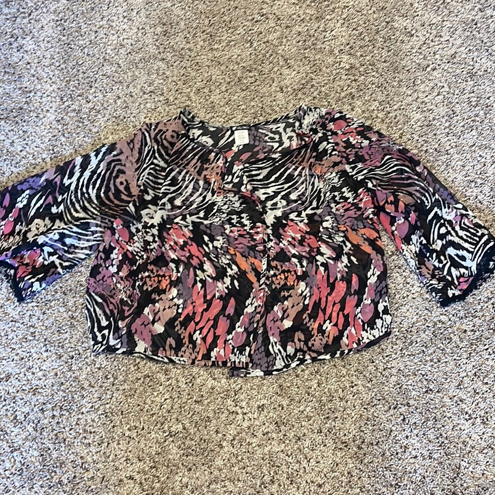 Lily White patterned crop kimono - S